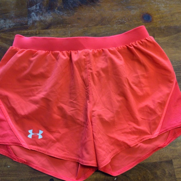 Under Armour Women’s Heat Gear Shorts Size Small - Picture 1 of 3